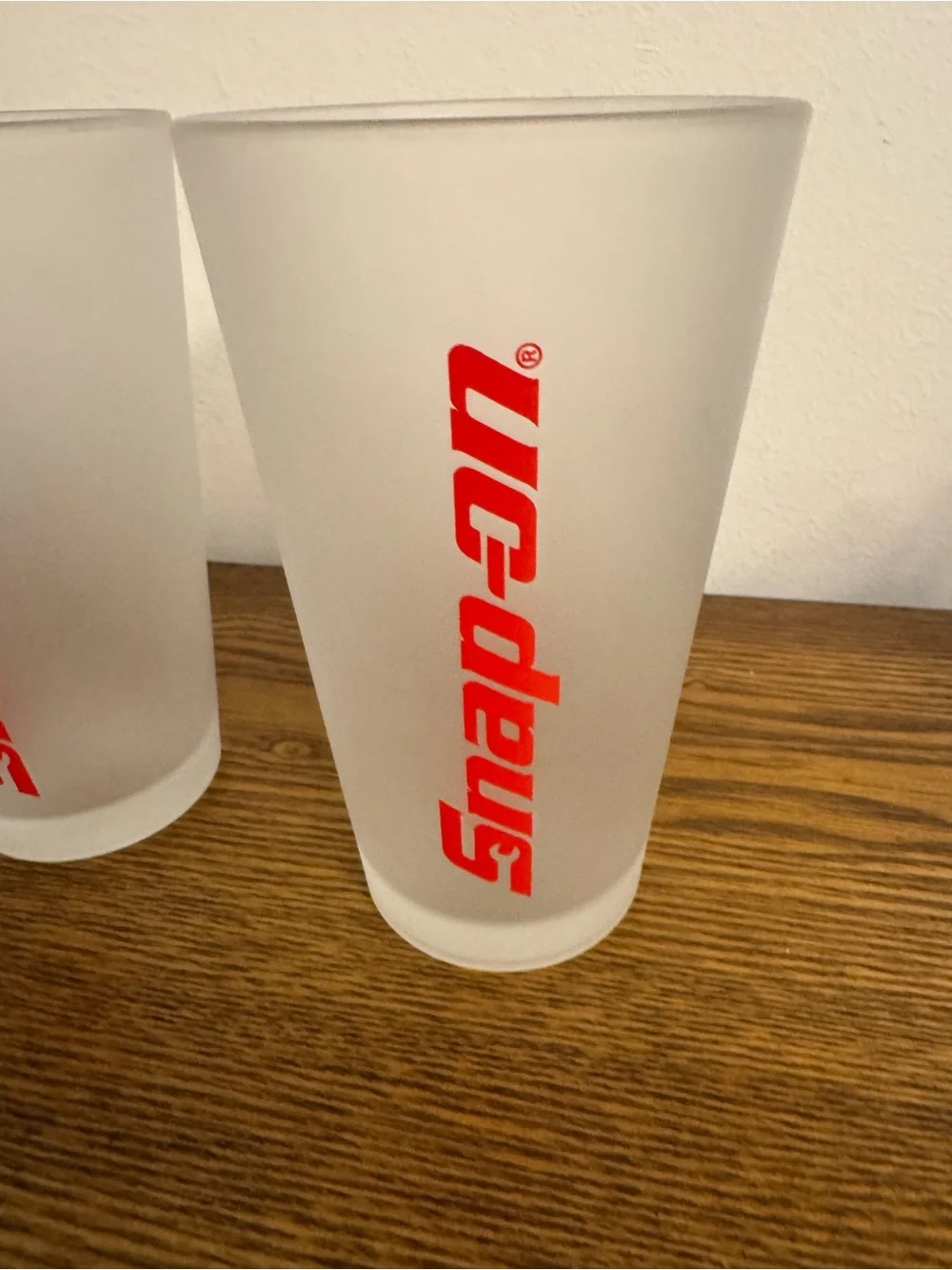 Snap-on Tools Collectible Frosted Pint Glasses - Set of 2 (16 oz)